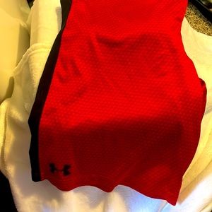 Under armor youth XL basketball shorts
